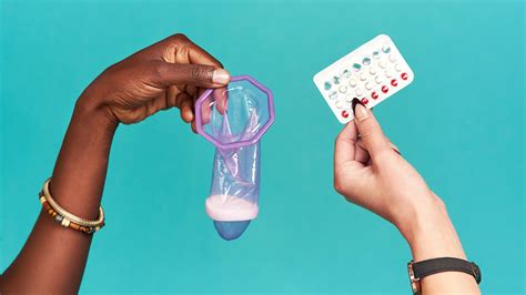 Blowjob ohne Kondom gegen Aufpreis Begleiten Brühl